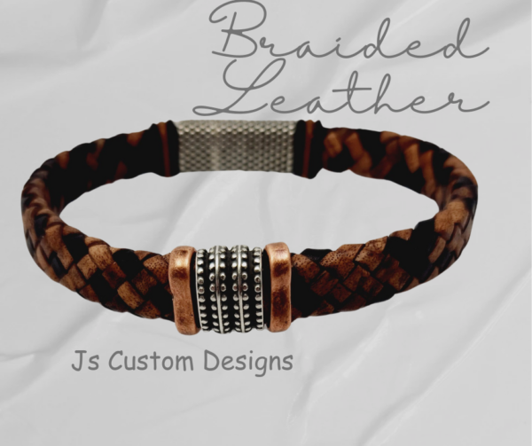 Product image of MEN’S LEATHER BRACELET