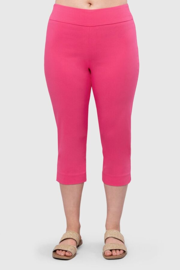 Product image of Solid Stretch Capri (S-3XL)