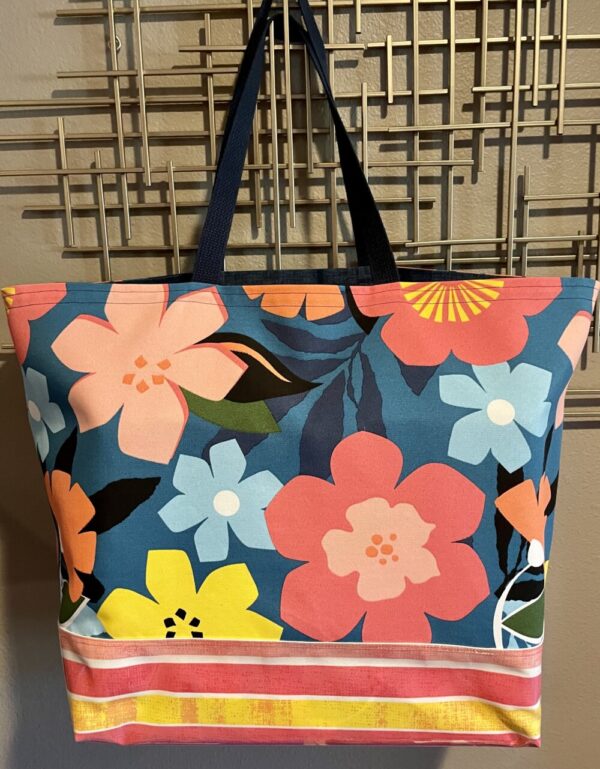 Product image of “Funky Flowers” Oversized Tote